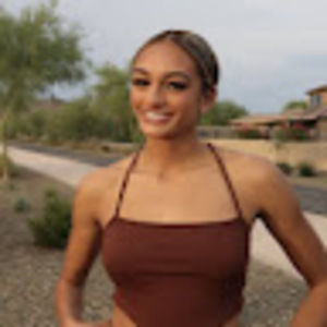 Meet your Posher, Dominique mustin